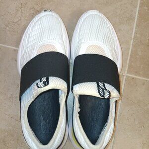 White and Black snearkers